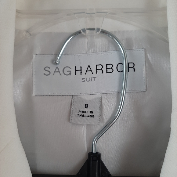 Dress Suit - Picture 4 of 4